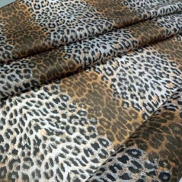Imagem de TNT Estampado Selva Onça Animal Print 1,50m X 1,40m