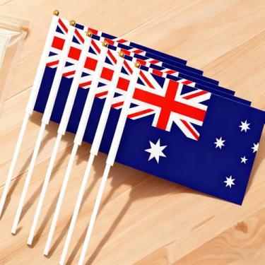 Imagem de Conjunto de decoração de mini bandeira - Pacote com 10 bandeiras de 21 x 14 cm em postes de 30 cm com base dourada - Decorações de mesa patrióticas e suprimentos de festa para mesa e escritório