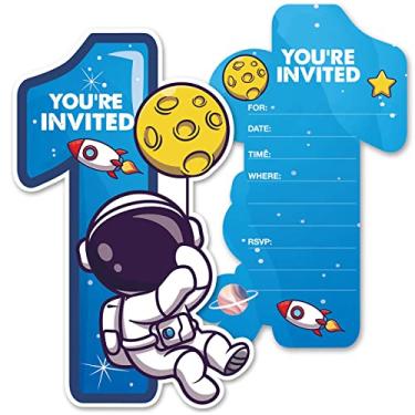 Imagem de Opomzk Cute Outer Space Convites de primeira festa com envelopes, 20 conjuntos de convites em forma de astronauta espaço primeiro aniversário meninas festa convites suprimentos lembrancinhas, dupla