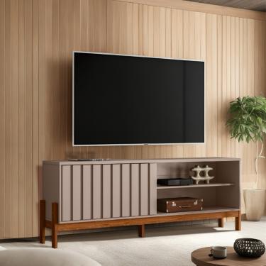 Imagem de Rack Ripado para TV até 75 Polegadas 1 Porta de Correr com Pés New Aurora Mobler - Grigio Fosco/Cinomomo Mel