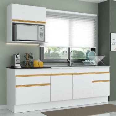 Imagem de Cozinha Compacta Com Rodapé Com Armário E Balcão Branca