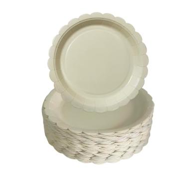 Imagem de NOVIPEROW 100 peças de pratos de papel recortado, pratos de papel bege de 18 cm, pratos de sobremesa descartáveis resistentes premium para casamento, dia dos namorados, aniversários, chás de bebê