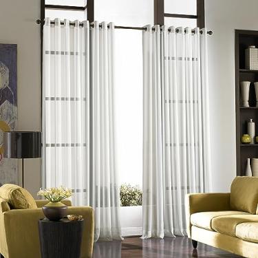 Imagem de Curtainworks Soho Voile Painel de argolas transparentes, 150 x 335 cm, branco de inverno