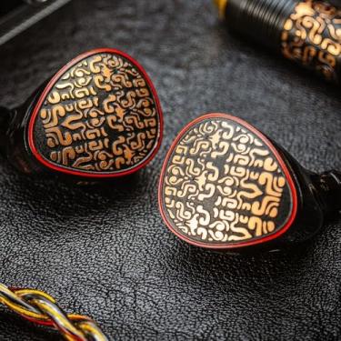 Imagem de syeindunce Fones de ouvido intra-auriculares Yongse SunWuKong 2DD + 4BA Drivers, fones de ouvido hiFi híbridos com fio de 6 unidades para audiófilos, fones de ouvido IEM Gaming com dois cabos