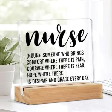 Imagem de Sinalização decorativa Nurse Definition, placa acrílica de 10 x 10 cm com suporte de madeira para mesa, prateleira - multicolorido
