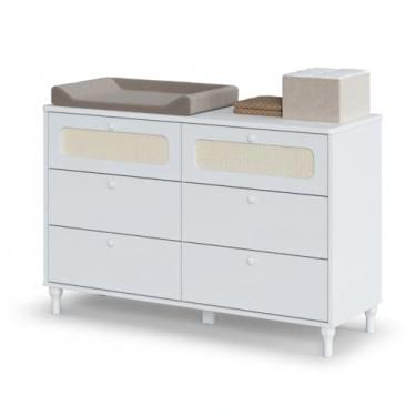 Imagem de Cômoda Infantil Fofura 6 Gavetas Divicar em MDF com Pés e Puxadores em Madeira Maciça, Trilhos Telescópicos, Pintura Atóxica e Sistema Anti Tombamento (Branco/Rattan)