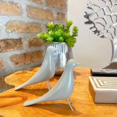 Imagem de Enfeite Cardeal Cinza G