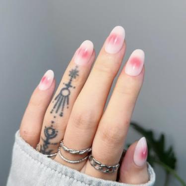Imagem de Ellie Vincy Press-On Nails – Soft Blush Gradient Almond Shape | Natural Ombre Effect | Reusable & Durable | 30-Piece Nail Kit with Glue & Sticky Tabs | 15 Sizes for a Perfect Fit