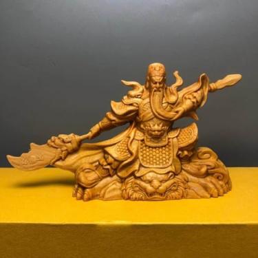 Imagem de FENNYYAR Estátua Guan Yu esculpida em madeira de cipreste de penhasco, 13 cm, estatueta de escultura de guerreiro chinês