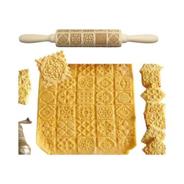 Imagem de Rolo De Massa De Madeira Com Tema De Natal, Padrão 3D Gravado Em Relev