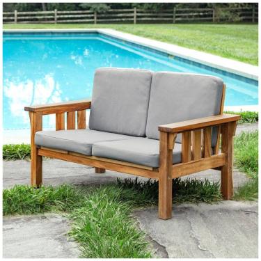 Imagem de Sofá de dois lugares infantil externo Martha Stewart Kids em madeira acácia natural com almofadas cinza 91cm