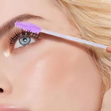 Imagem de 50 pincéis descartáveis para rímel, pincel de sobrancelha de cristal para remover o excesso de rímel, varinhas de cílios, roxo