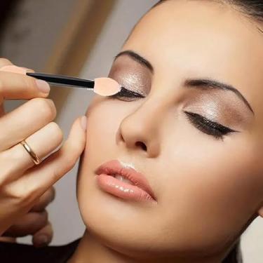 Imagem de 50 aplicadores de sombra, pincel descartável, esponja, dupla face, aplicadores de esponja de maquiagem para os olhos