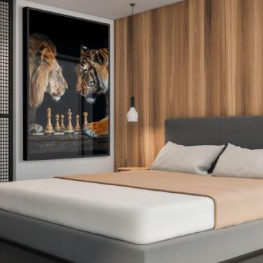Imagem de Quadro Disputa Xadrez Entre Leão E Tigre - Universal, 100x150cm, Moldu