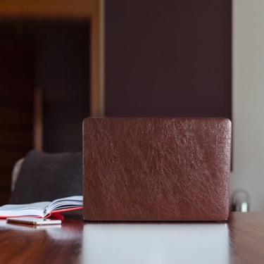 Imagem de Funut Compatível com capa vintage para MacBook Air de 13 polegadas 2025-2022 M4 M3 M2 A3240 A3113 A2681, capa dura vintage de couro encerado à prova de choque e capa de teclado, marrom vintage