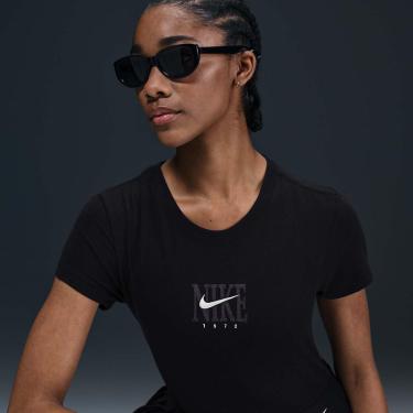 Imagem de Camiseta Nike Sportswear Essential GRX Feminina-Feminino