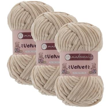 Imagem de Makromecity 3 novelos de fio de veludo 100 g (3,5 oz) / 120 m (132 jardas) fio de chenille premium 100% poliéster, ultra macio, antibolinhas, lavável na máquina, 30 cores para tricô e crochê (bege, 3