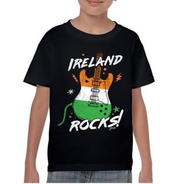 Imagem de Camiseta juvenil Ireland Rocks Guitar Flag St Patrick's Day Shamrock Groove Vibe Pub Celtic Rock and Roll Cravo infantil, Preto, GG