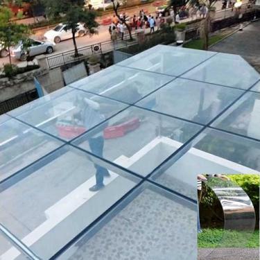 Imagem de Folhas de policarbonato transparente de 1 mm de espessura, painéis de telhado de estufa, proteção UV, corte fácil e painéis de plástico transparente forte para substituição de painéis de vidraça ao ar