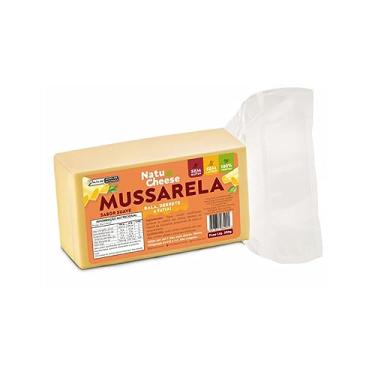Imagem de NatuCheese, Queijo Vegetal Tipo Mussarela Sabor Suave 350g