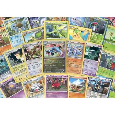Imagem de 250 cartas sortidas de Pokémon com raras e Foils