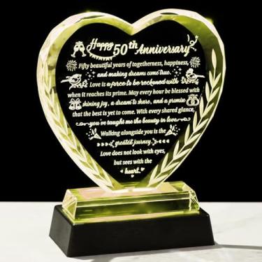 Imagem de Presentes de cristal de 50º aniversário de casamento para casais, presente de lembrança de feliz aniversário dourado de coração romântico para esposa e pais com base de luz LED, 50 anos de casamento