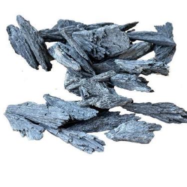 Imagem de Cianita Negra - Vassoura De Bruxa - Cristais Naturais