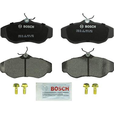 Imagem de Bosch BP676 QuietCast Premium Conjunto de pastilhas de freio a disco semi-metálicas para Land Rover: 1999-04 Discovery, 1996-2002 Range Rover