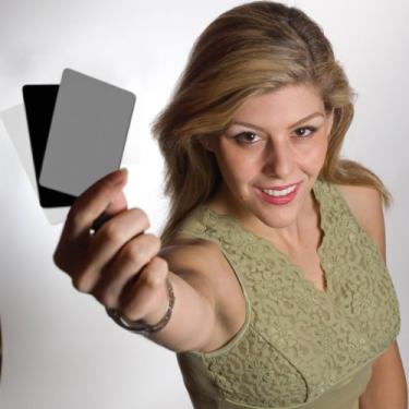 Imagem de DGK Color Tools Optek Premium Reference White Balance Card Set - 3 Cartas - 3 Cartões Digital Color Correction Tool