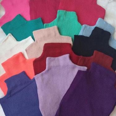 Imagem de Blusa feminina trico gola alta cavada garrafinha fashion - Filó Modas,