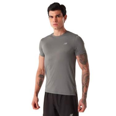 Imagem de Camiseta Masculina New Balance Essentials NB Dry Cinza, Cinza, P