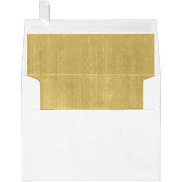 Imagem de Envelopes de convite LUXPaper A2 em 15 kg. Forro de LUX branco com ouro para cartões de 4 1/4 x 5 1/2, envelopes de aba quadrada para convites com descascar e prender, pacote com 50, tamanho do envelo