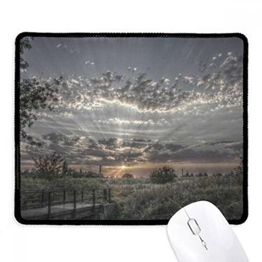 Imagem de Mousepad cinza céu escuro branco nuvens borda costurada tapete de borracha para jogos