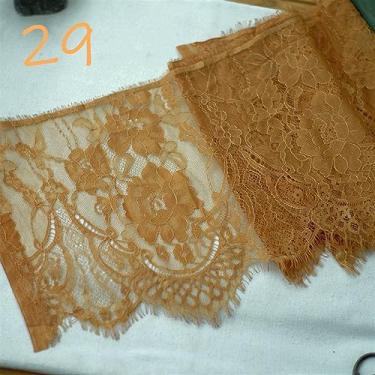 Imagem de Tecido 3 metros preço renda francesa chantilly floral bordado acabamento de renda com cílios recortados vestido de renda DIY costura renda para costura (cor 29)