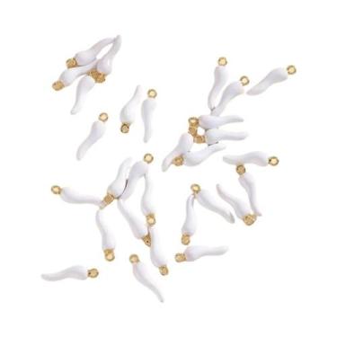 Imagem de Pingentes De Pimenta Vermelha Esmaltados 10 Peças Cor Dourada Liga Met