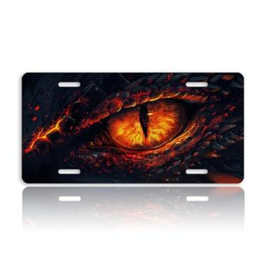 Imagem de Placa de licença frontal de olho vermelho para mulheres Evil Fantasy Dragon Eye Placas decorativas de alumínio metal bonito novidade placa de licença para homens 15 x 30 cm (4 furos)