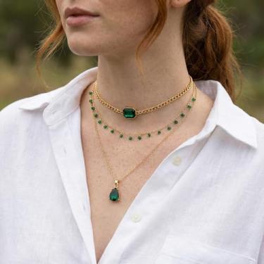Imagem de Colar feminino em camadas de borboleta verde esmeralda com vários fios, pingente de coração, flor, presente leve