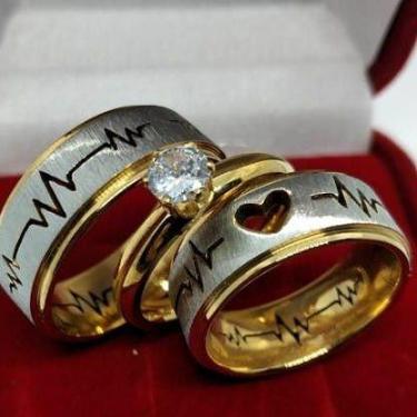 Imagem de Alianças Prata com Dourado de Casamento Noivado Compromisso Batimento 