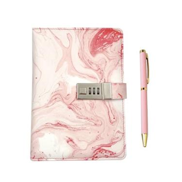 Imagem de GOORAIFU Diário com cadeado para meninas e mulheres, diário de couro PU A5 com cadeado, caderno de viagem bloqueado com senha de 240 páginas com caneta esferográfica de metal e caixa de presente rosa