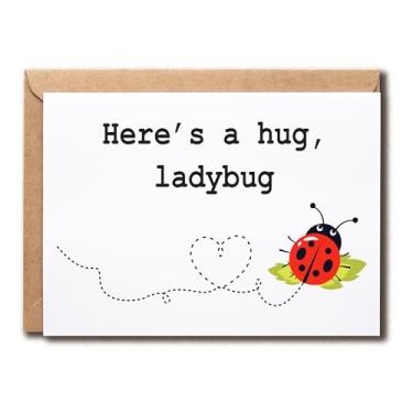 Imagem de SMHGifts Here's a Hug Ladybug Card - Ladybug Love Card - Cartão de felicitações - Cartão de amizade - Cartão para ele para ela - Cartão em branco dentro - Cartão de aniversário de joaninha