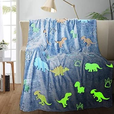 Imagem de Manta Cobertor Infantil Mágico que Brilha no Escuro – Super Macia, Quentinha e Antialérgica Estampas Variadas Perfeito para Crianças Decoração do Quarto - Tamanho 180×150 cm (Dinossauro)