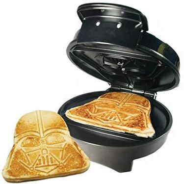 Imagem de Darth Vader Waffle Maker - Sith Lord On Your Waffles - Waffle Iron