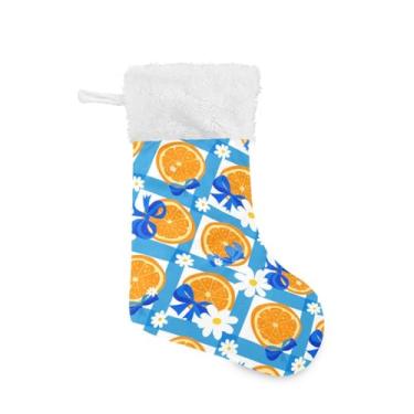 Imagem de Wassud Meia de Natal fofa com punho branco cria um padrão sem costura com fatias de laranja decoradas com laços azuis e margaridas brancas em um azul - uma meia grande de Natal de 45,7 cm para lareira