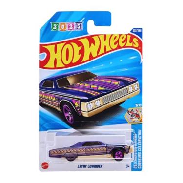 Imagem de Hot Wheels Lavin' Lowrider JBB37 - Celebration Racers 2025 - Lowrider in Purple with Tribal Stickers - 1:64 Collector's Car