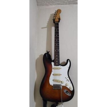 Imagem de Guitarra Fender Japonesa Crafted In Japan