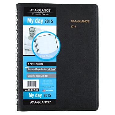 Imagem de AT-A-GLANCE Agenda diária para quatro pessoas 2015, encadernada, tamanho de página de 20 x 27 cm, preta (70-822-05)