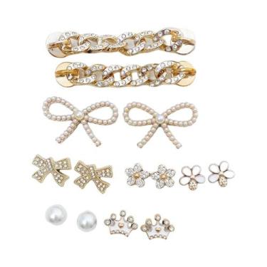 Imagem de Sapatos Alligator Com Laço Dourado, Coroa Branca E Flor Branca, Com Co