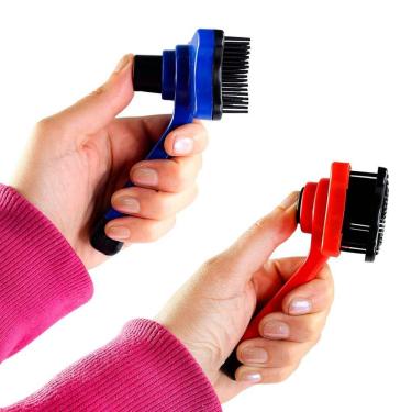Imagem de Kit Rasqueadeira Western com Botão auto-limpante para Cães e Gatos em Nylon e ABS Preto Tamanho 12x8CM 03 Unidades