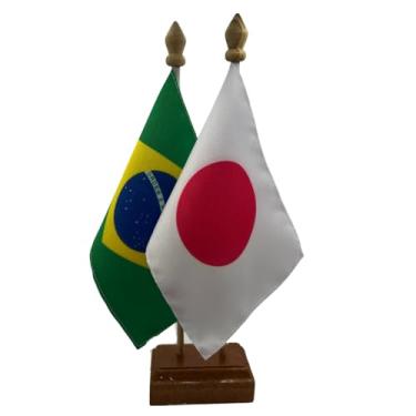 Imagem de Bandeira de Mesa Elegance Brasil e Japão, Dupla Face, Base em Madeira, 19x13cm, Tecido Oxford, Decorativa, Escritório e Eventos