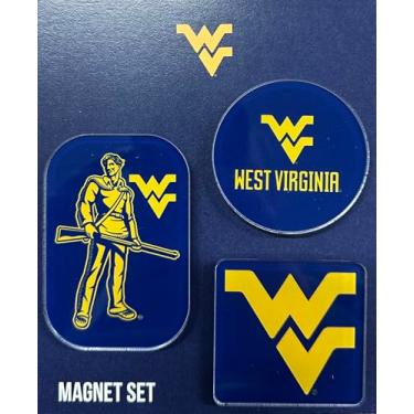 Imagem de Desert Cactus West Virginia University Ímã acrílico pacote com 3 WVU Mountaineers Design decorativo oficialmente licenciado (conjunto de ímãs A)